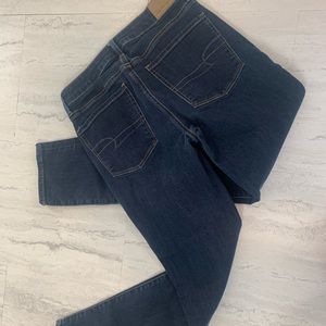 American eagle size 6 jeans